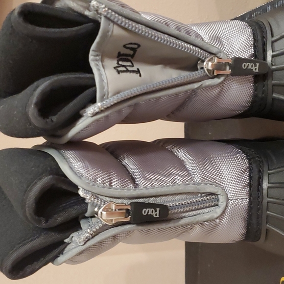 Ralph Lauren snow boots - Picture 7 of 8